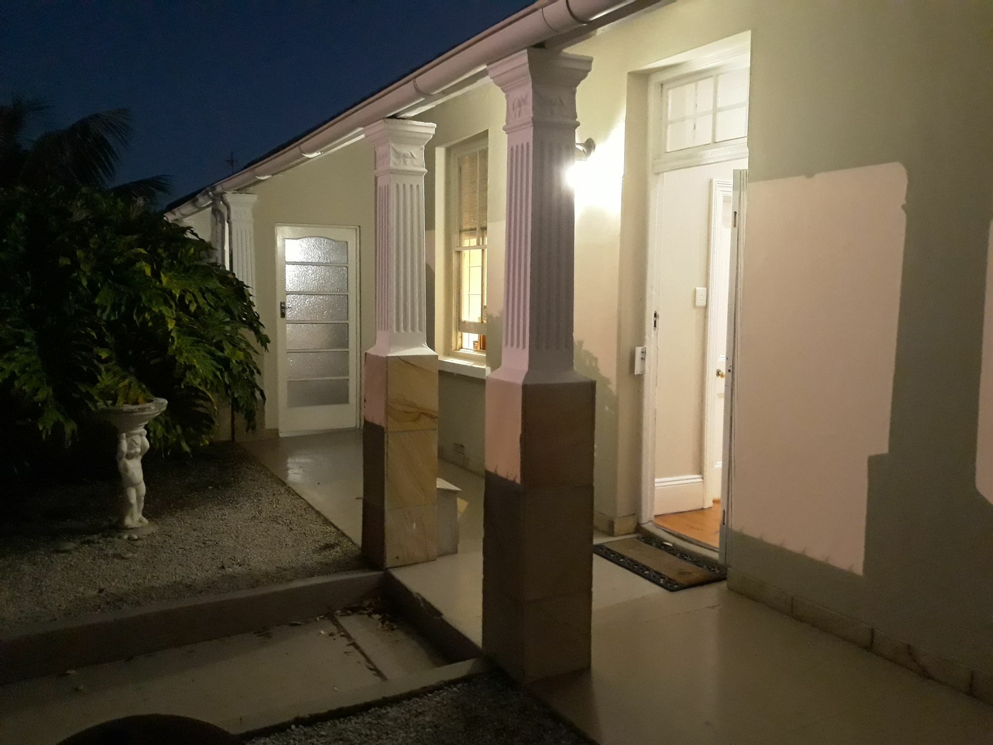 Guesthouse On Irvine Port Elizabeth Exterior photo